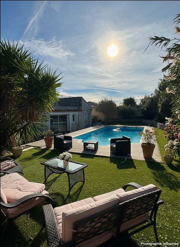 Maison - 195 m² - 5 pièces