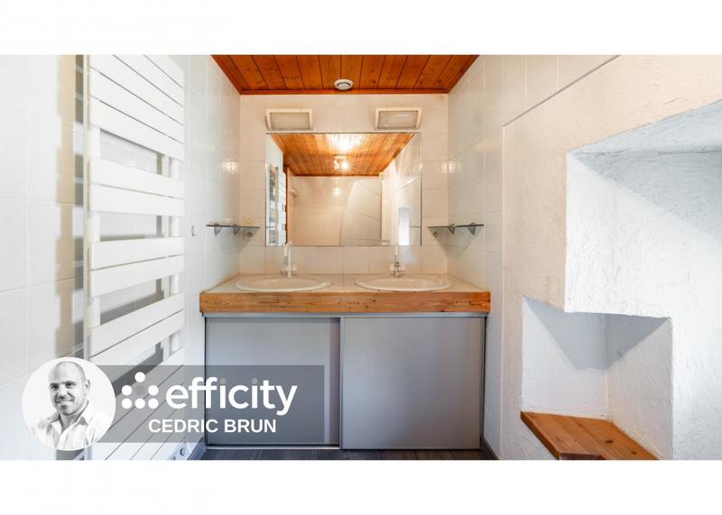 Maison - 206 m² - 5 pièces