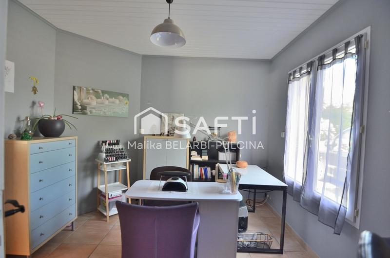 Maison - 162 m² - 8 pièces