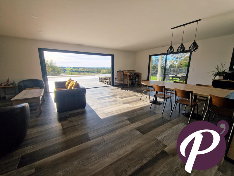 Maison contemporaine - 158 m² - 6 pièces
