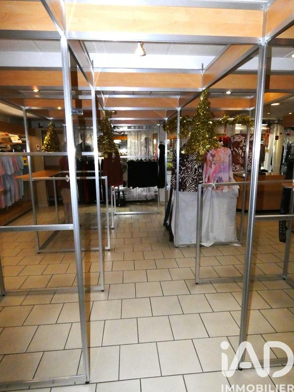 Maison - 235 m² - 5 pièces