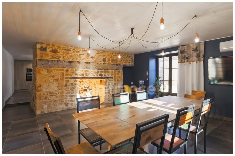 Maison de village - 213 m² - 6 pièces