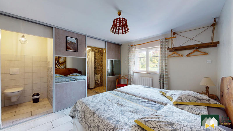 Maison - 272 m² - 6 pièces