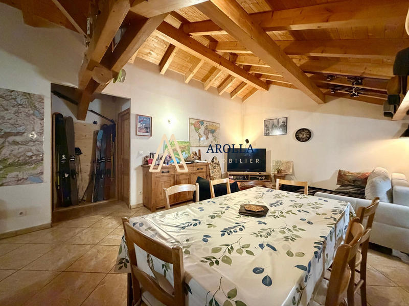 Appartement - 70 m² - 3 pièces