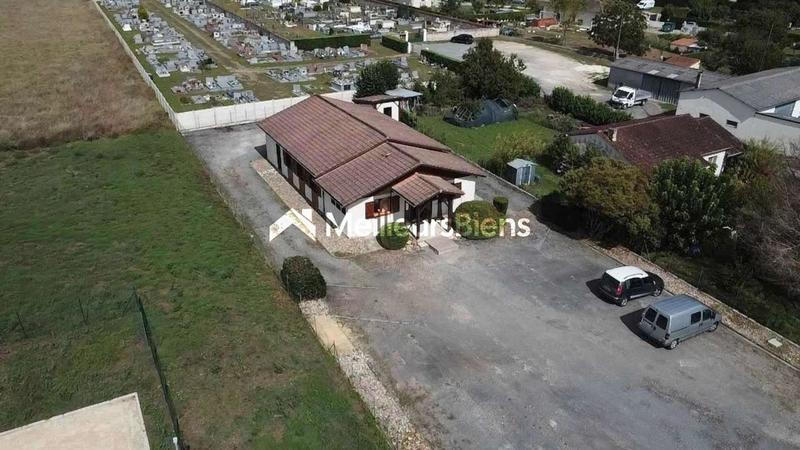 Local d'activité / Entrepôt - 162 m² - 4 pièces