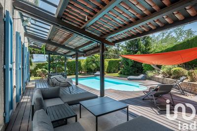 Maison - 152 m² - 6 pièces