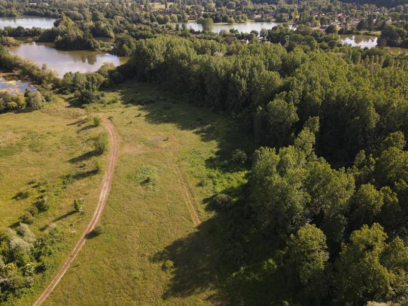 Terrain - 62 669 m²