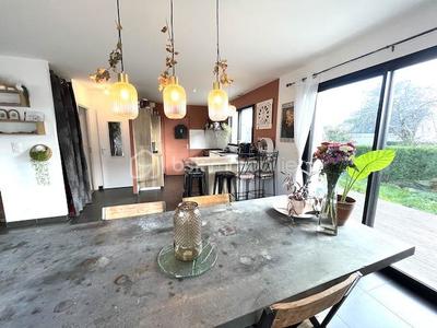 Maison - 108 m² - 5 pièces