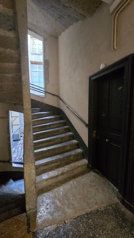 Appartement ancien - 27 m² - 1 pièce