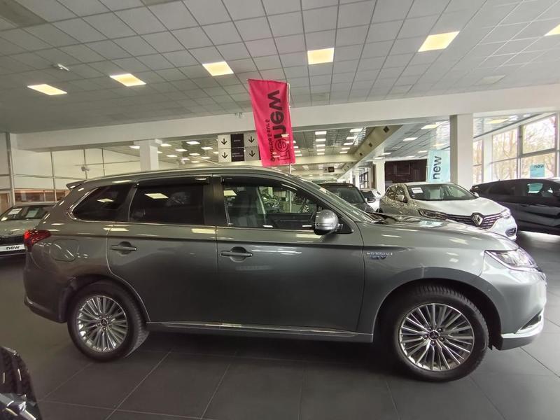 Mitsubishi Outlander Phev Business My20