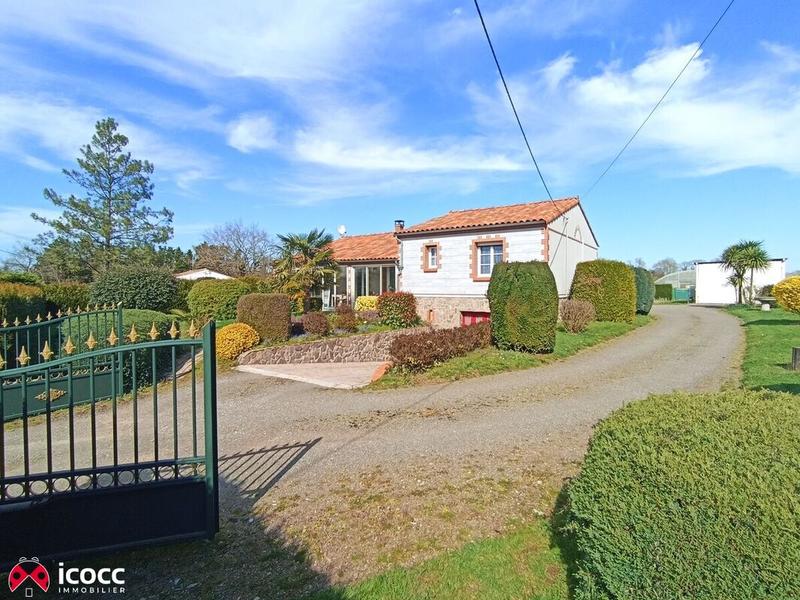 Maison - 105 m² - 5 pièces