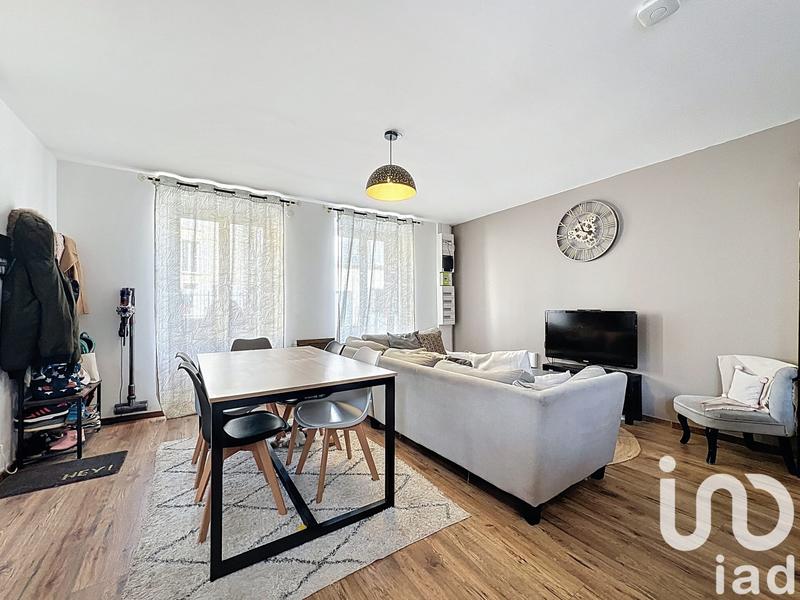 Maison - 92 m² - 5 pièces