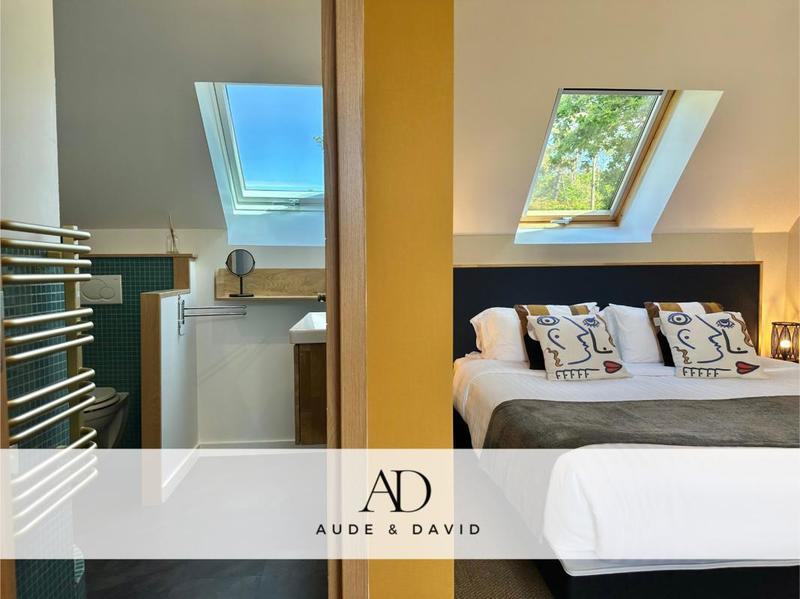 Maison - 340 m² - 15 pièces