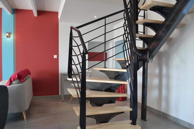 Propriété - 225 m² - 8 pièces