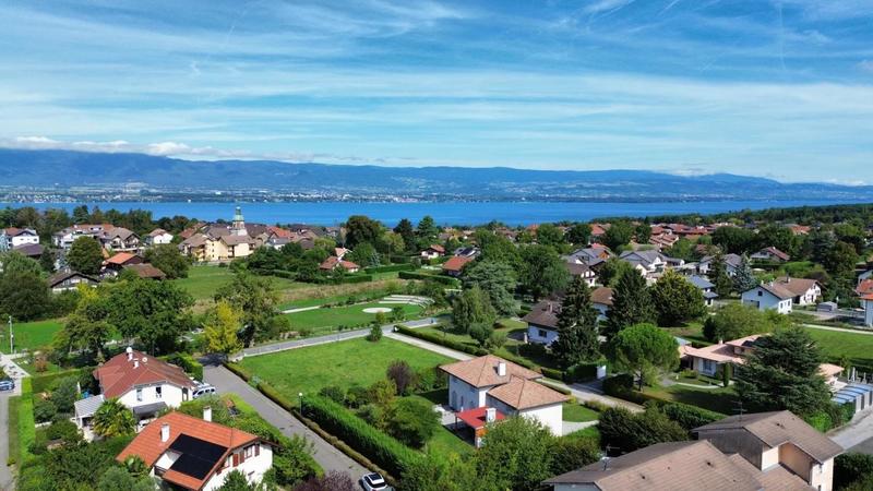 Maison - 219 m² - 7 pièces