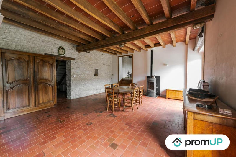 Maison ancienne - 245 m² - 10 pièces