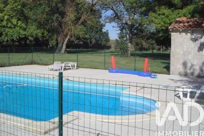 Maison de village - 232 m² - 7 pièces