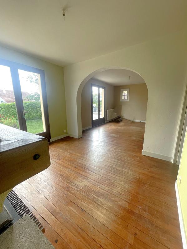 Maison - 87 m² - 7 pièces