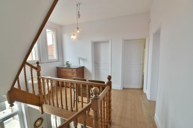 Maison bourgeoise - 245 m² - 8 pièces