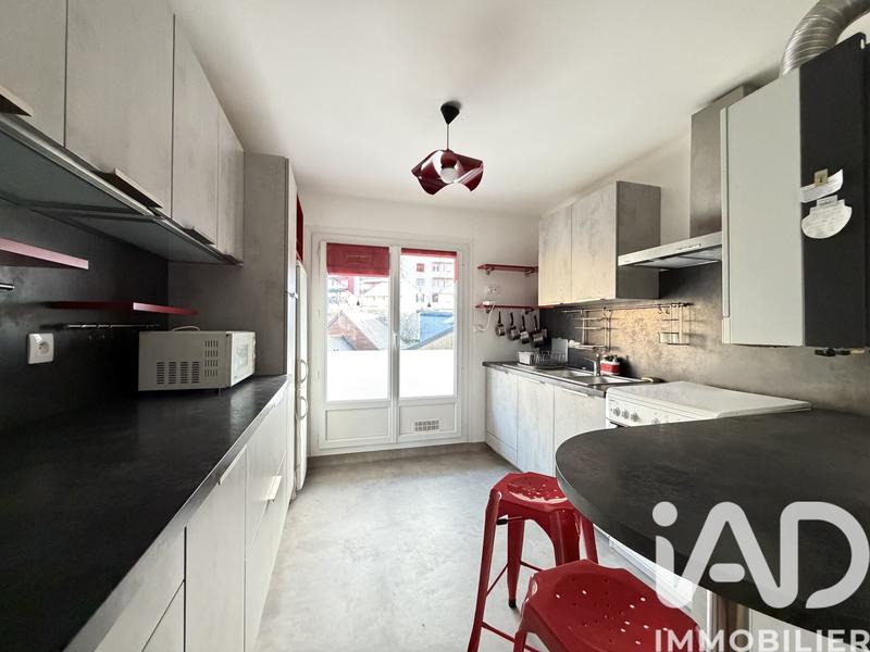 Appartement - 83 m² - 3 pièces