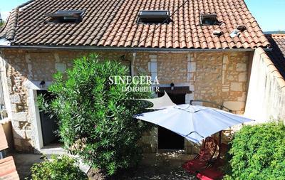 Maison - 181 m² - 6 pièces