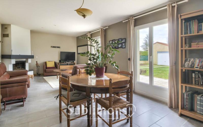 Maison traditionnelle - 110 m² - 6 pièces