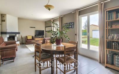 Maison traditionnelle - 110 m² - 6 pièces