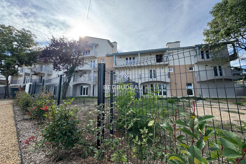 Appartement - 100 m² - 4 pièces