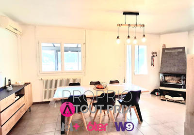 Maison - 92 m² - 6 pièces