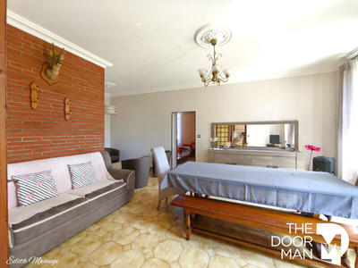 Maison - 195 m² - 6 pièces