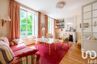 Maison - 215 m² - 10 pièces