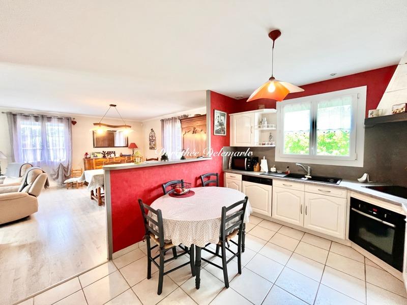 Maison - 104 m² - 4 pièces