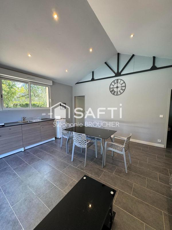 Maison - 138 m² - 8 pièces