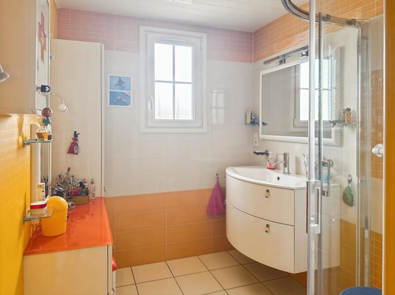 Maison - 92 m² - 5 pièces