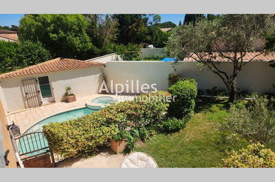 Villa - 211 m² - 6 pièces
