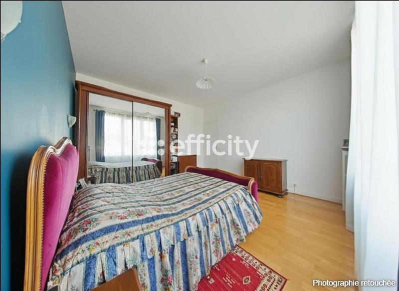 Maison - 143 m² - 7 pièces