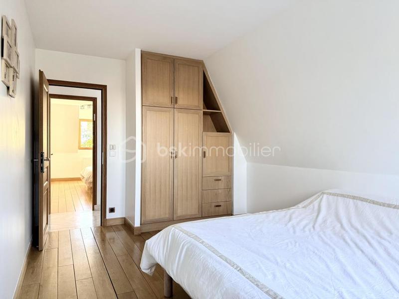 Villa - 180 m² - 5 pièces