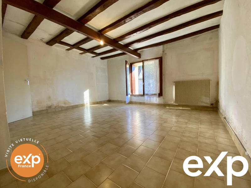 Maison traditionnelle - 75 m² - 4 pièces