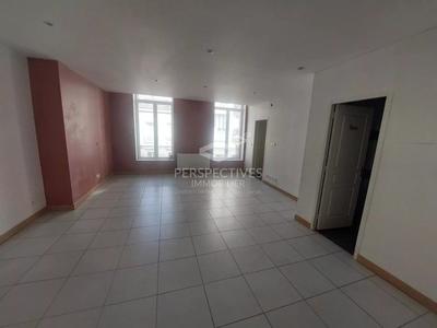 Appartement - 92 m² - 4 pièces