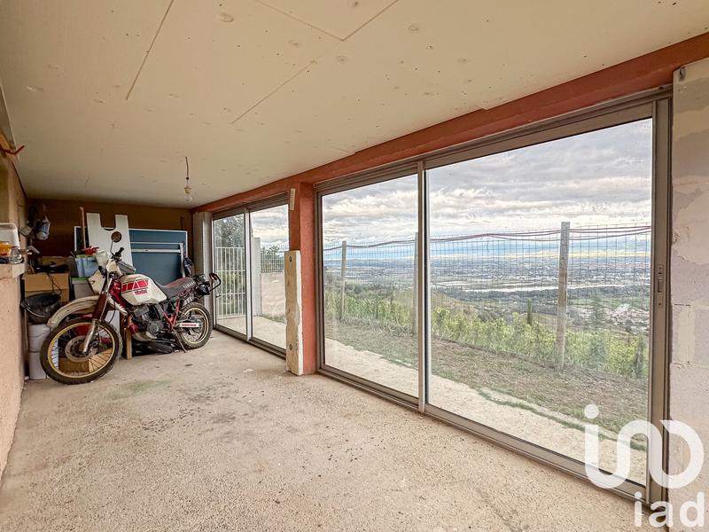 Maison - 220 m² - 9 pièces