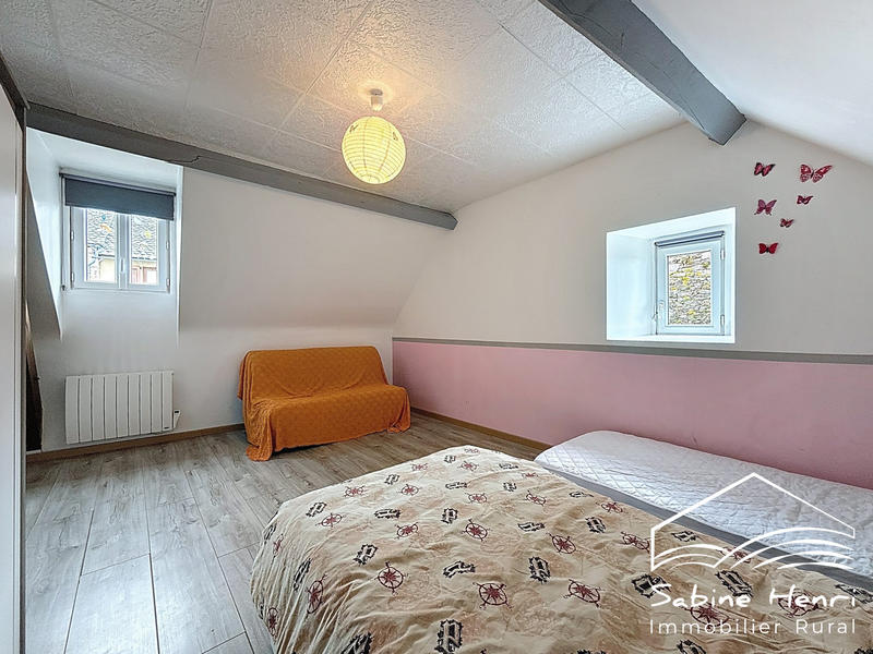 Maison - 121 m² - 5 pièces