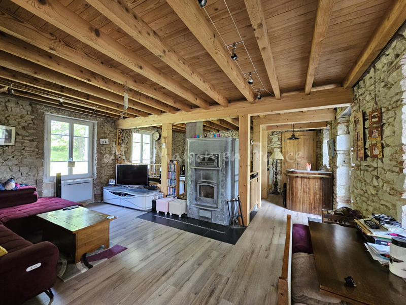 Maison - 200 m² - 7 pièces