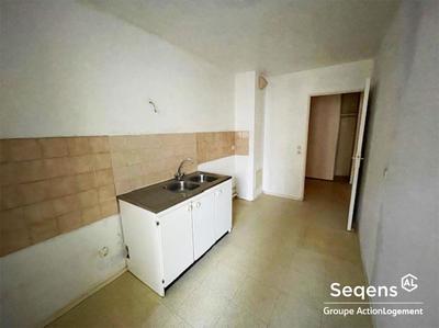 Appartement - 82 m² - 4 pièces