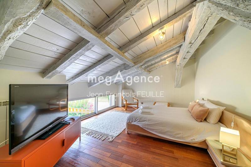 Maison - 400 m² - 10 pièces