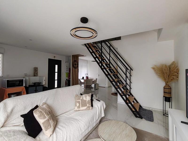 Maison - 91 m² - 4 pièces