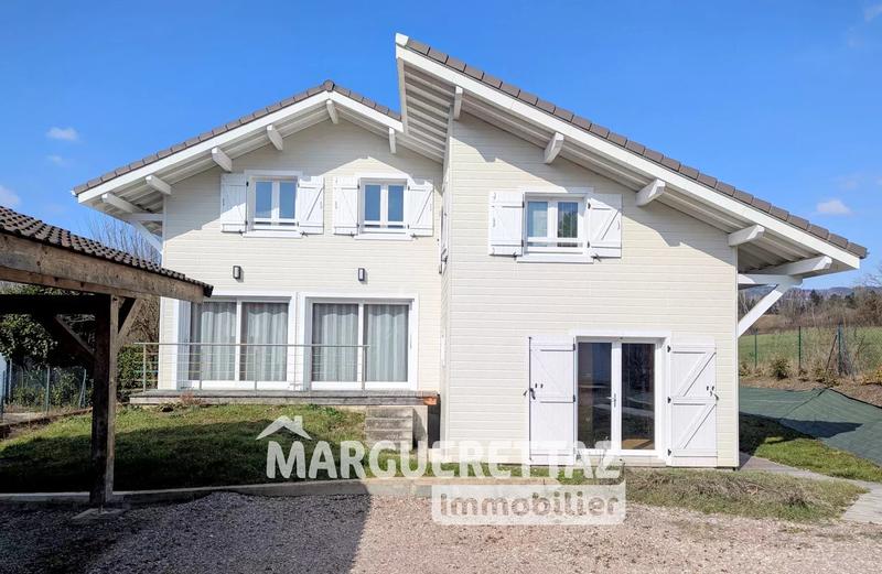 Maison - 237 m² - 7 pièces