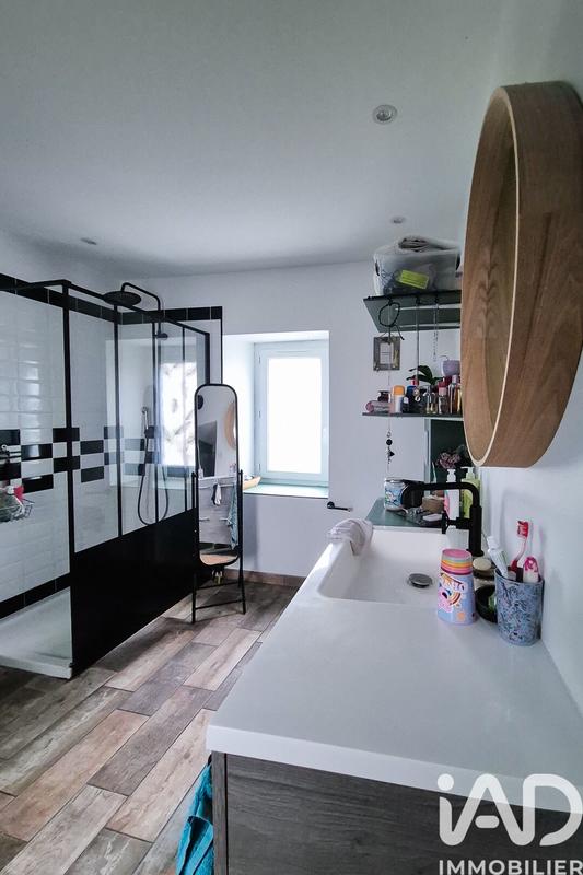 Maison de village - 121 m² - 7 pièces