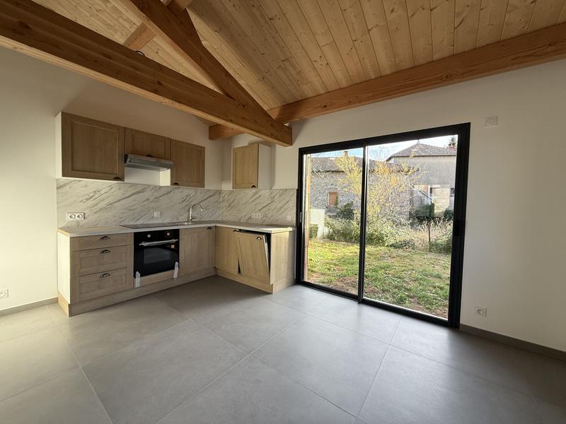 Maison - 86 m² - 4 pièces