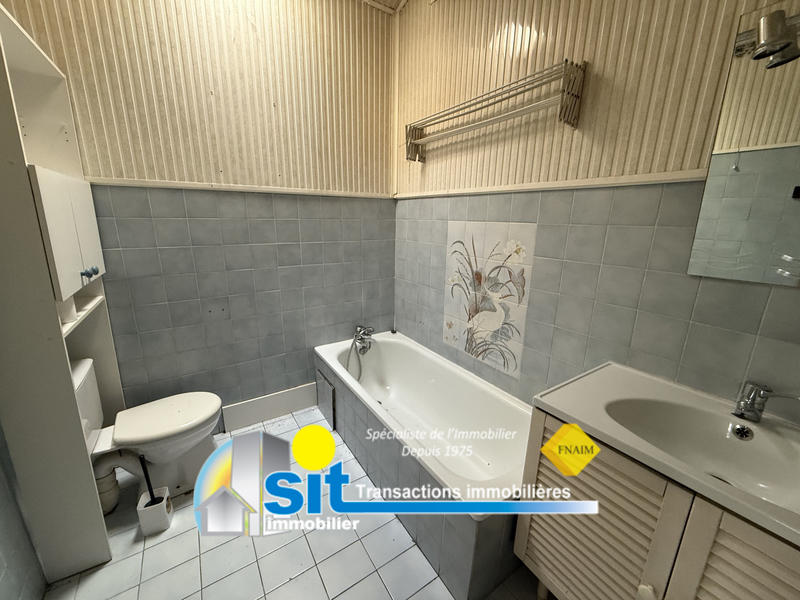 Appartement - 111 m² - 6 pièces