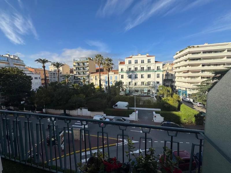 Appartement - 110 m² - 4 pièces